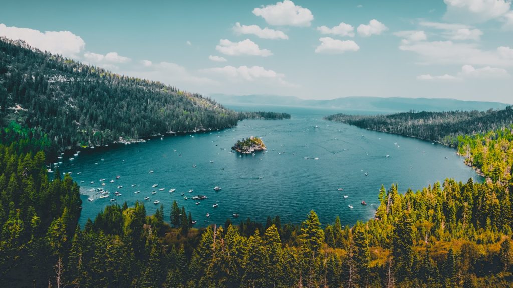 Guide to Lake Tahoe: Activities, Traveling Tips and Places to Visit