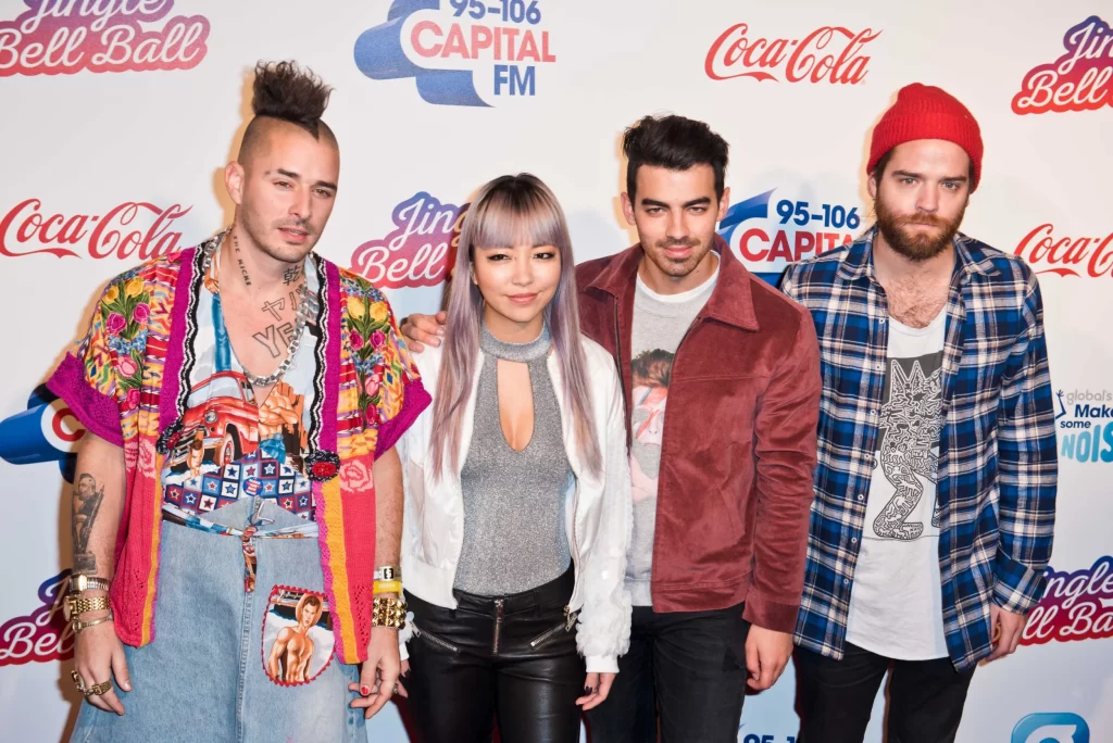 Cake by the Ocean Lyrics - DNCE