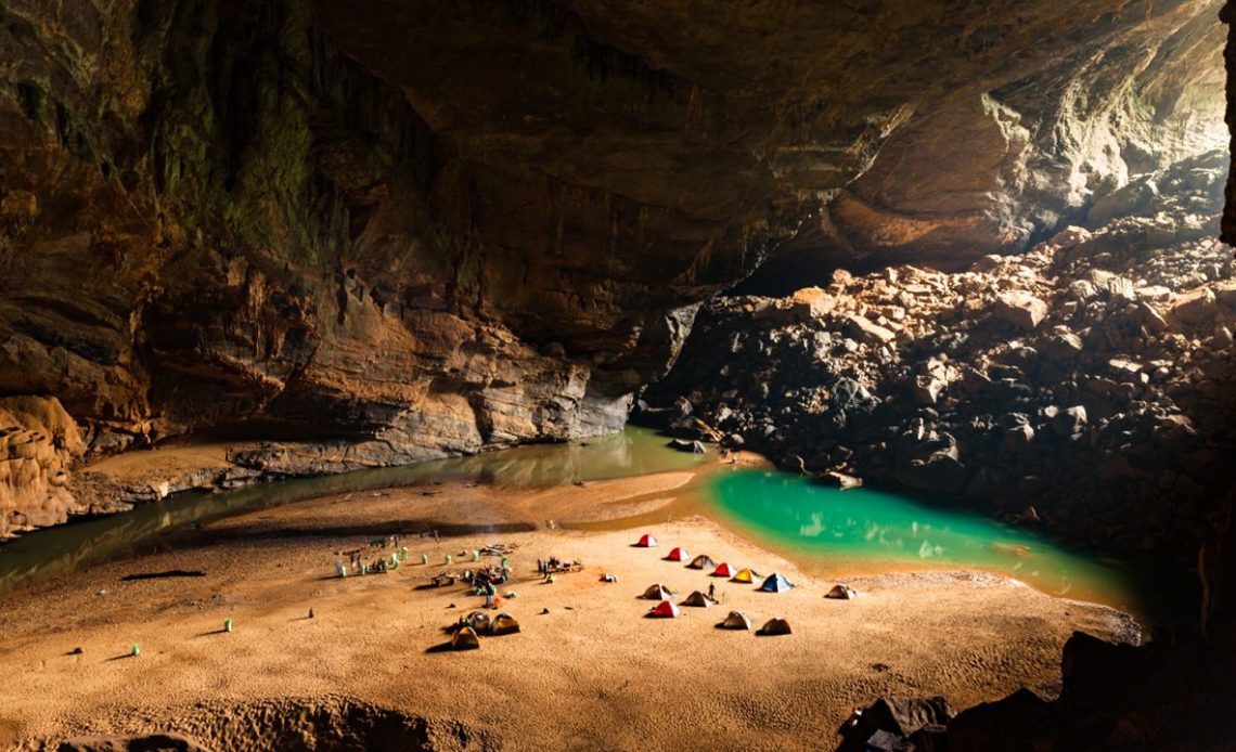 Exploring the Depths of Hang Sơn Đoòng