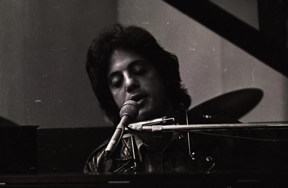 Piano Man Lyrics - Billy Joel