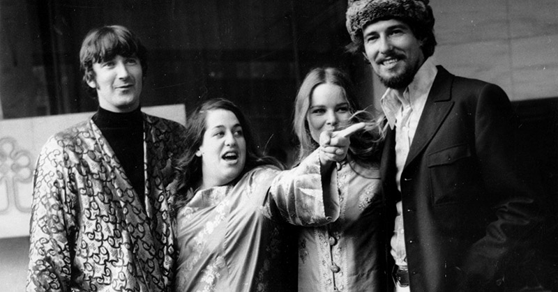 California Dreamin Lyrics - The Mamas & the Papas