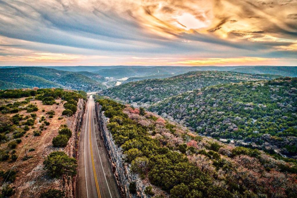 Exploring the Enchanting Charms of Visiting Texas