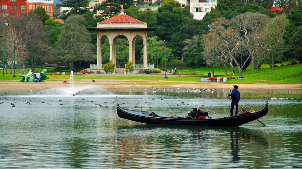 Unique Vibes and Diverse Culture of Oakland California