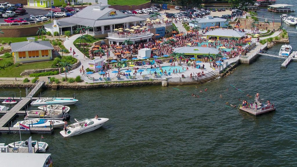 Lake of the Ozarks Bars: Where to Find the Best Drinks & Views