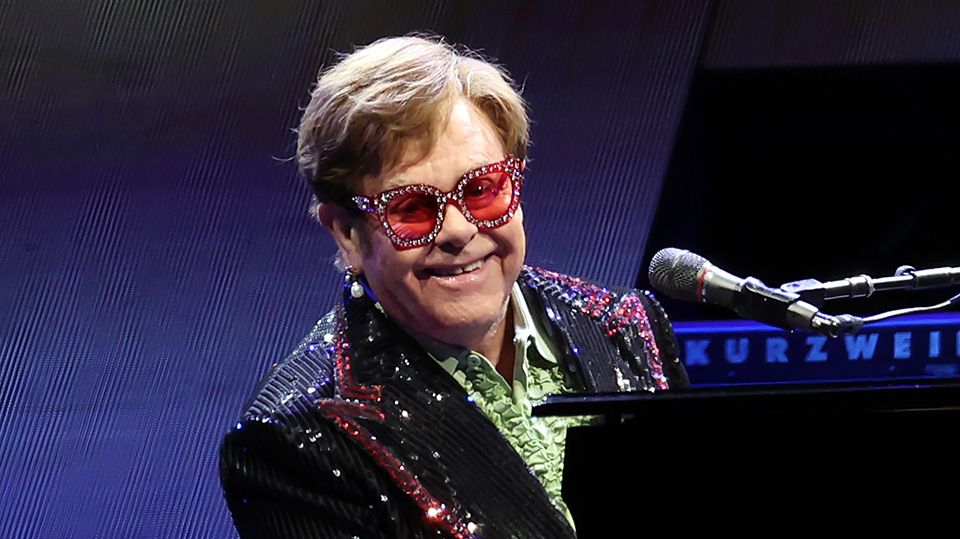 Bennie And The Jets Lyrics - Elton John